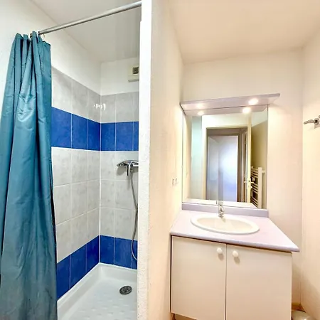La Salamandre Bleue : 4 Pers Piscine A Кальвисон